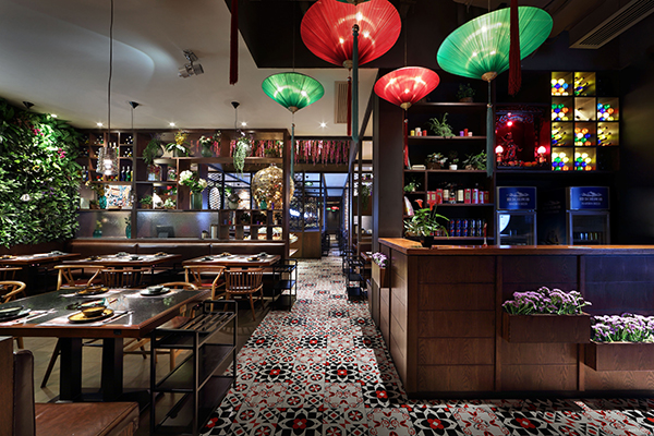 適合圍爐暢聊的川味火鍋店裝修設計